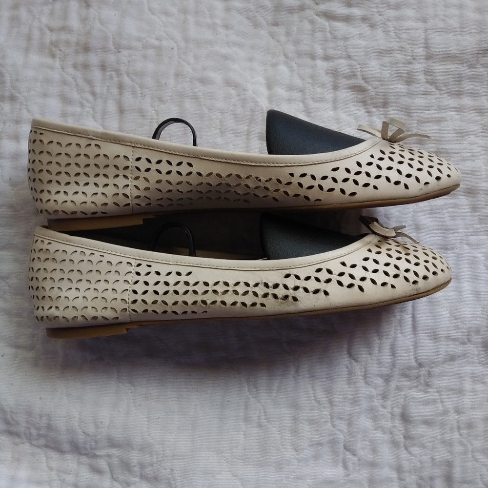 Michael Kors Leather Ballerina Flats - Picture 2 of 6